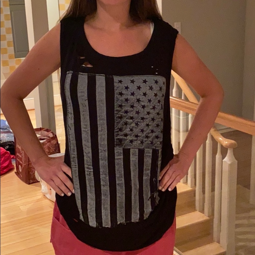 Edgy American flag sleeveless top - Picture 3 of 4